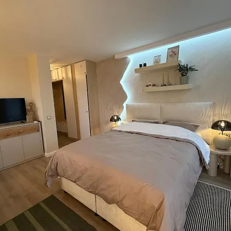 Apartament Moderne Et Chic &