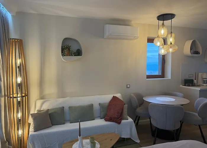 아파트 Moderne Et Chic &