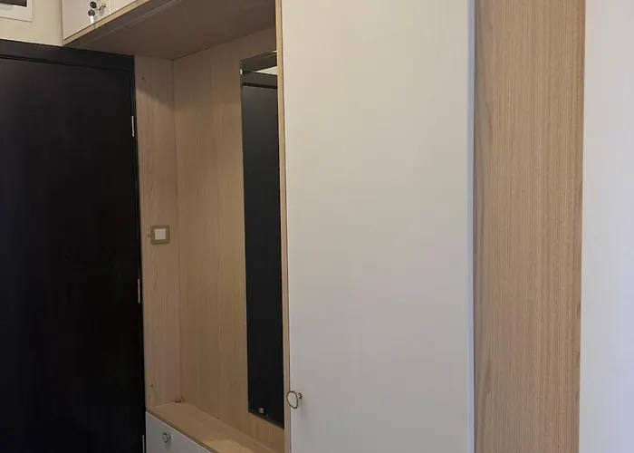 Moderne Et Chic & דירה בנסקו